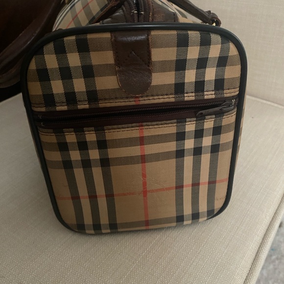 Burberry House Check Boston Bag - Picture 3 of 12